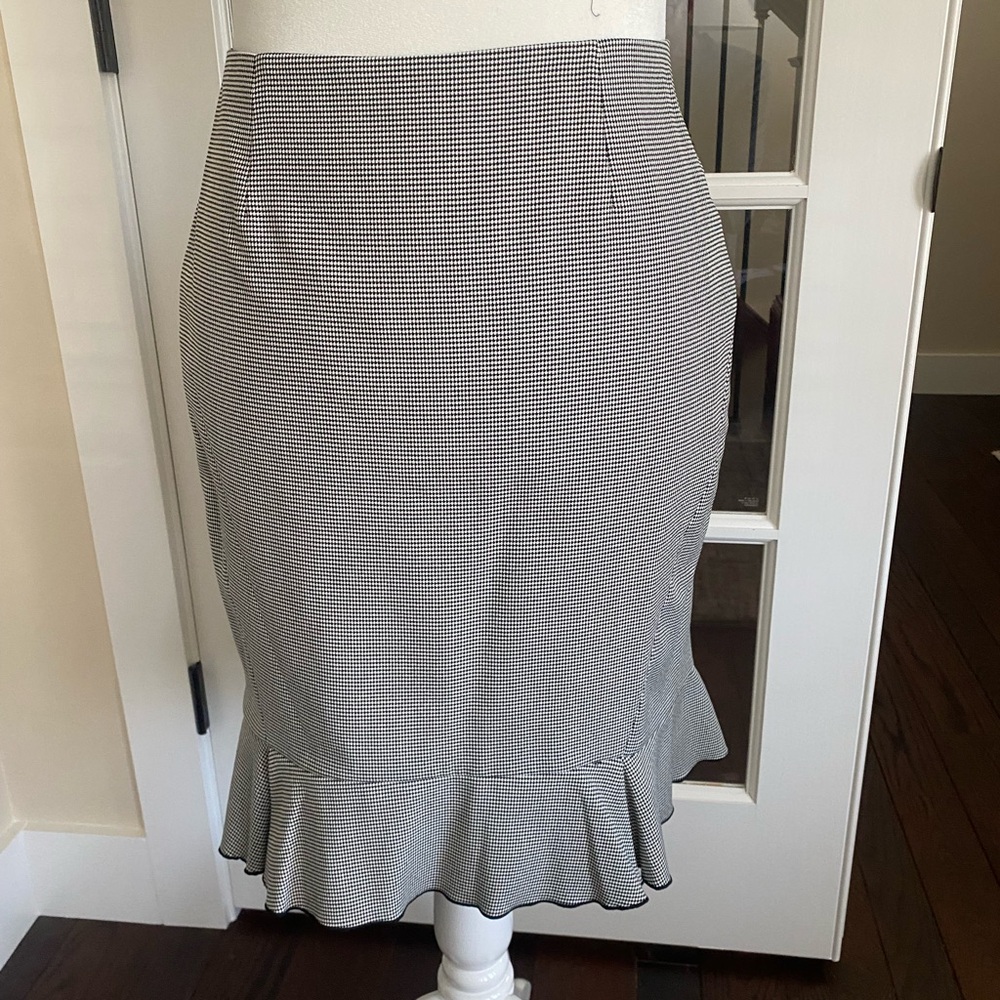White House Black Market Black and White Houndstooth Ruffled Pencil Skirt